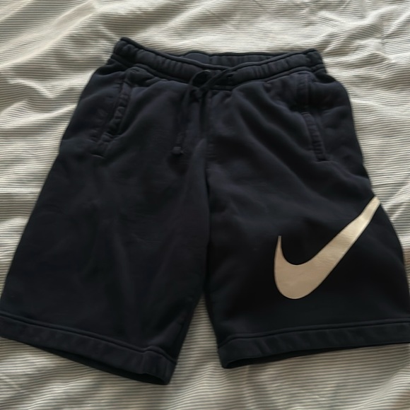 nike shorts size small mens - Picture 1 of 3